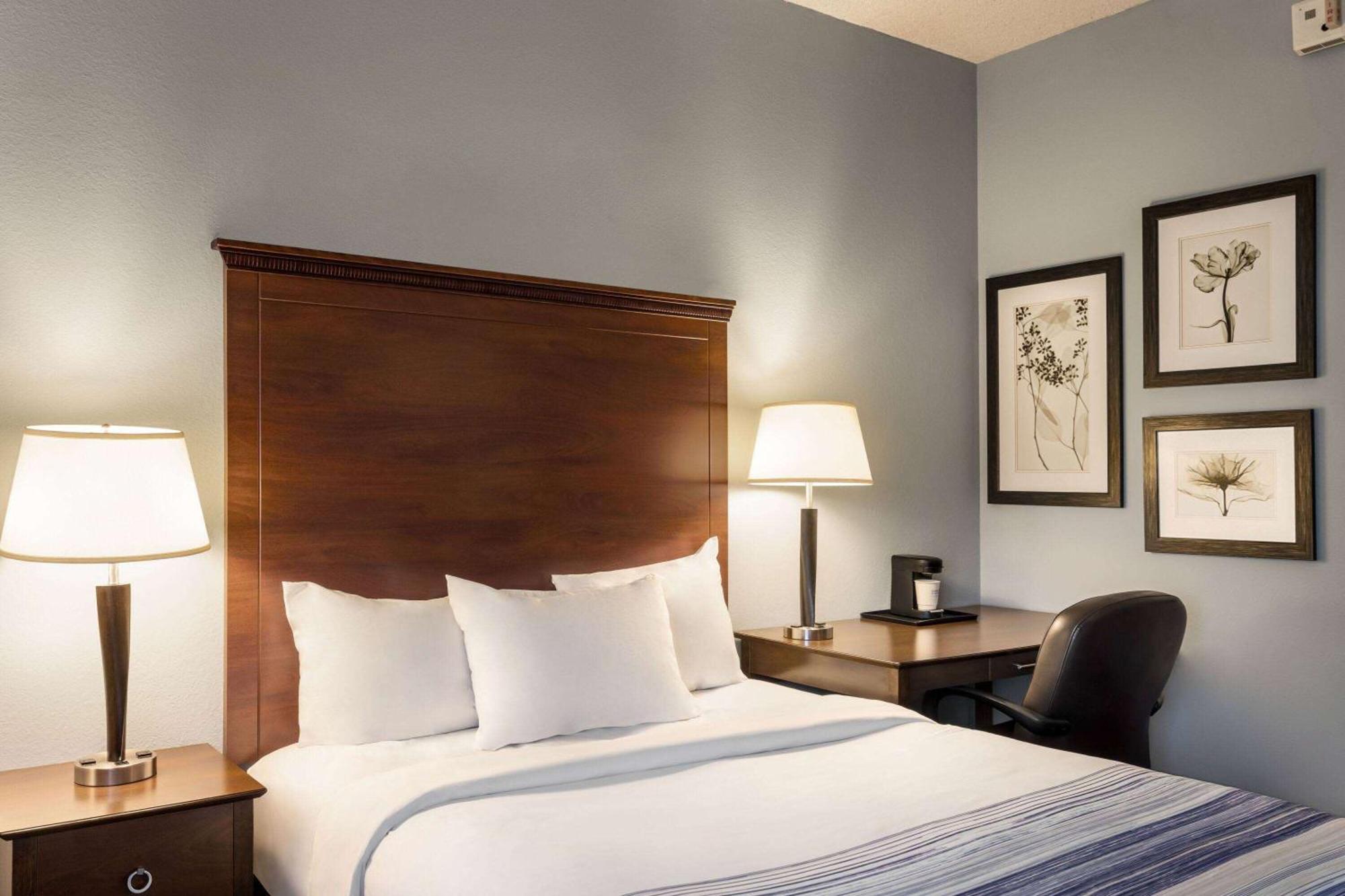 Americinn By Wyndham Madison West Kültér fotó