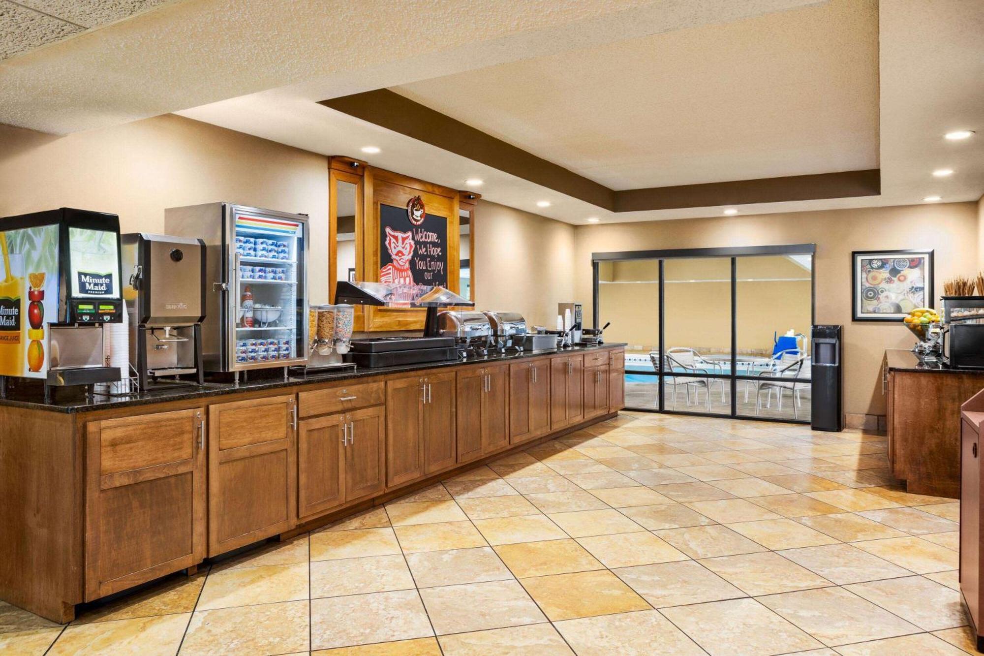 Americinn By Wyndham Madison West Kültér fotó
